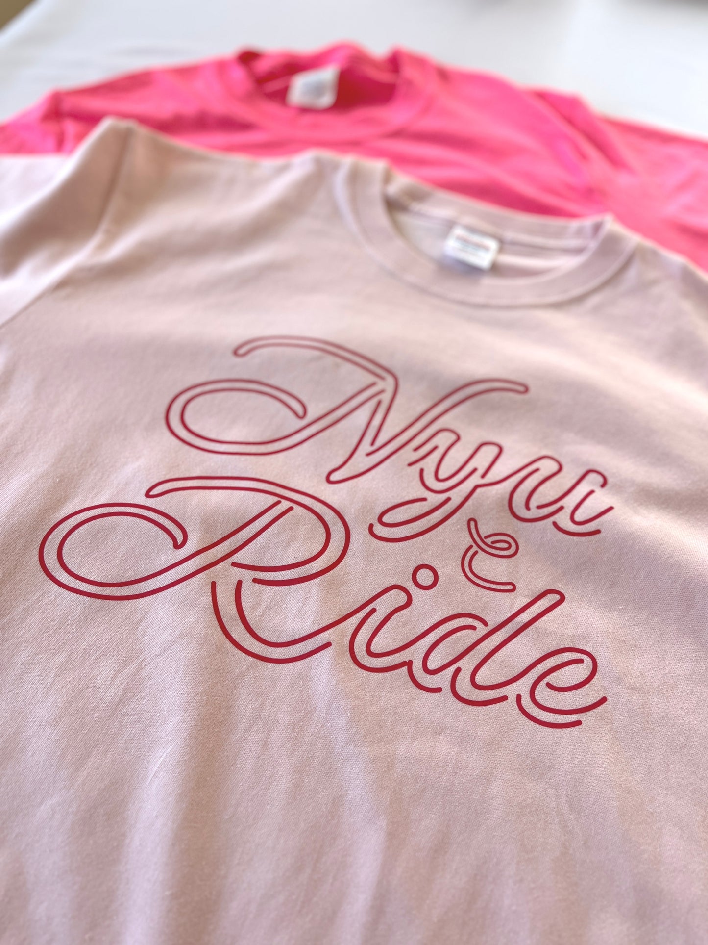 NyuとRide Tシャツ