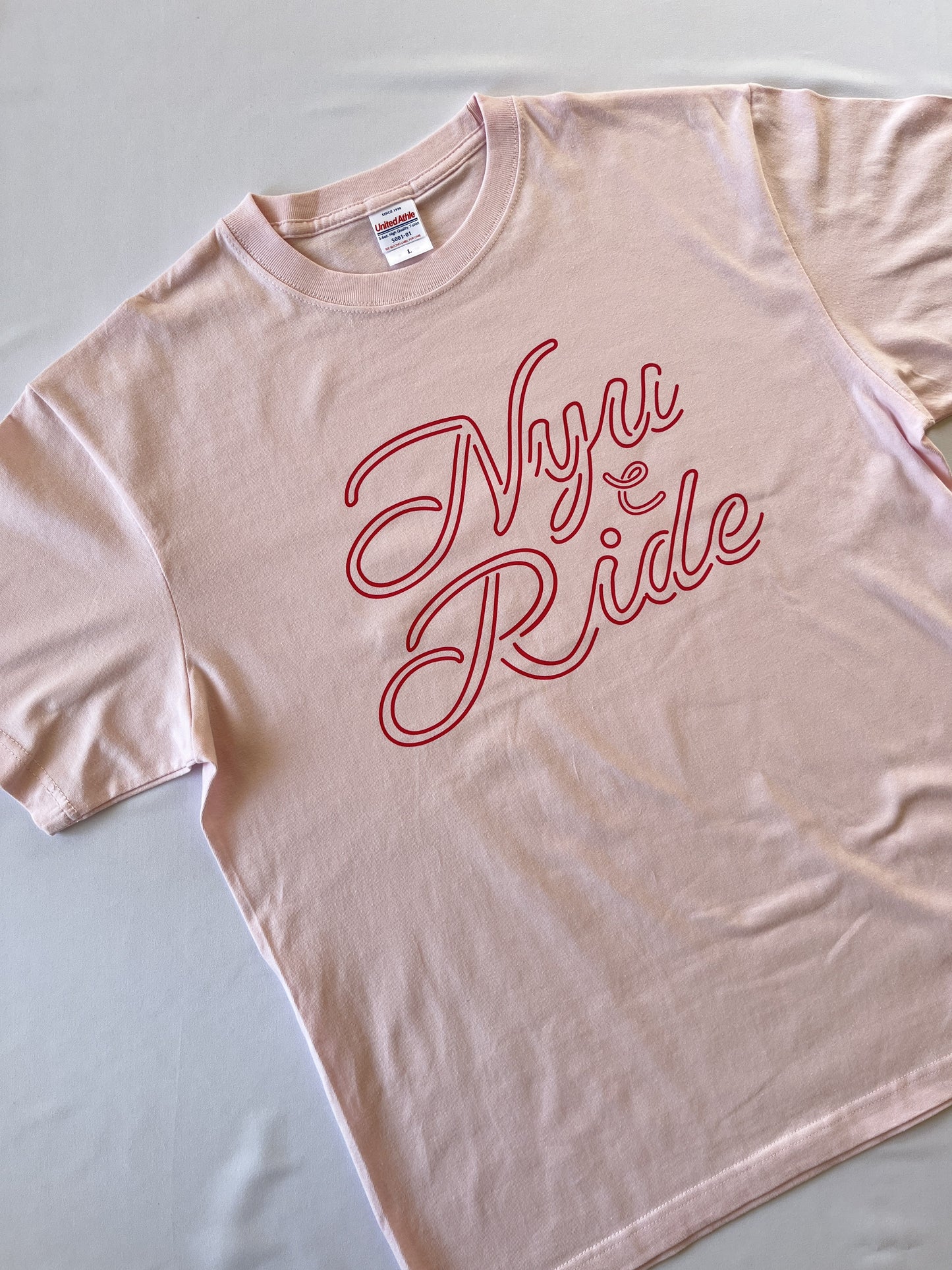 NyuとRide Tシャツ